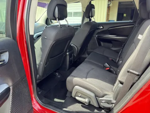 More photos of 2017 Dodge Journey SXT at Twins Chrysler Dodge Jeep Ram, MI