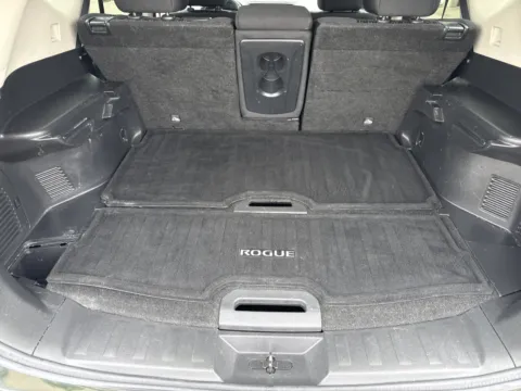 More photos of 2018 Nissan Rogue SV at Twins Chrysler Dodge Jeep Ram, MI