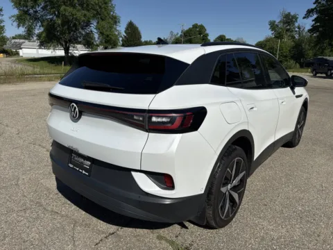 More photos of 2023 Volkswagen ID.4 Pro S at Twins Chrysler Dodge Jeep Ram, MI