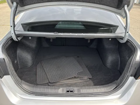 More photos of 2024 Nissan Altima 2.5 SR at Twins Chrysler Dodge Jeep Ram, MI