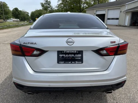 More photos of 2024 Nissan Altima 2.5 SR at Twins Chrysler Dodge Jeep Ram, MI
