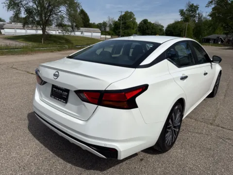 More photos of 2025 Nissan Altima SV at Twins Chrysler Dodge Jeep Ram, MI