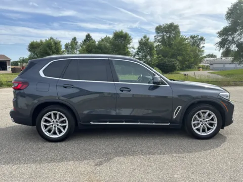 Another view of 2022 BMW X5 xDrive40i for sale in Wayland, MI at Twins Chrysler Dodge Jeep Ram
