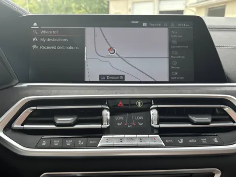 More photos of 2022 BMW X5 xDrive40i at Twins Chrysler Dodge Jeep Ram, MI