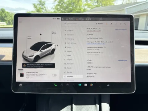 More photos of 2022 Tesla Model Y Performance at Twins Chrysler Dodge Jeep Ram, MI