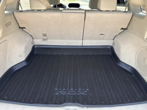 More photos of 2014 Acura RDX Tech Pkg at Twins Chrysler Dodge Jeep Ram, MI
