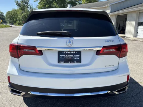 More photos of 2019 Acura MDX BASE at Twins Chrysler Dodge Jeep Ram, MI