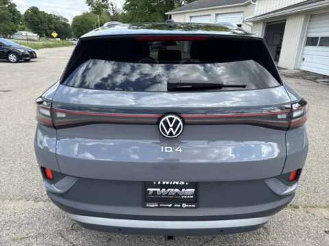More photos of 2023 Volkswagen ID.4 Pro S Plus at Twins Chrysler Dodge Jeep Ram, MI