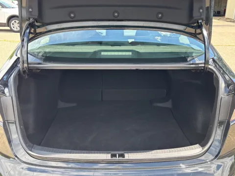 More photos of 2022 Toyota Corolla LE at Twins Chrysler Dodge Jeep Ram, MI
