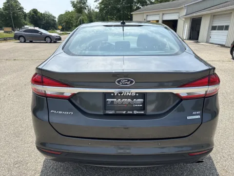 More photos of 2017 Ford Fusion SE at Twins Chrysler Dodge Jeep Ram, MI