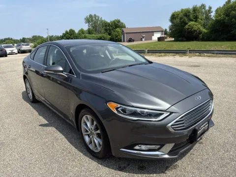 Gray 2017 Ford Fusion SE for sale in Wayland, MI