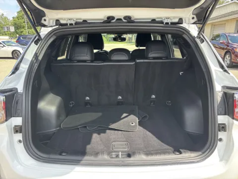 More photos of 2024 Jeep Compass Limited at Twins Chrysler Dodge Jeep Ram, MI