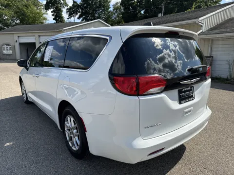 More photos of 2023 Chrysler Voyager LX at Twins Chrysler Dodge Jeep Ram, MI