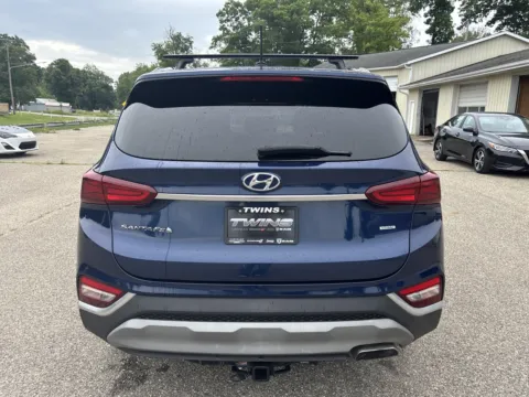 More photos of 2019 Hyundai Santa Fe SE at Twins Chrysler Dodge Jeep Ram, MI