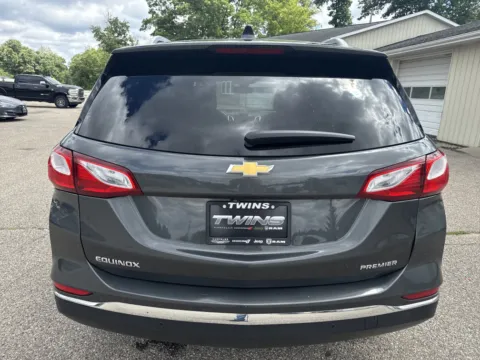 More photos of 2021 Chevrolet Equinox Premier at Twins Chrysler Dodge Jeep Ram, MI