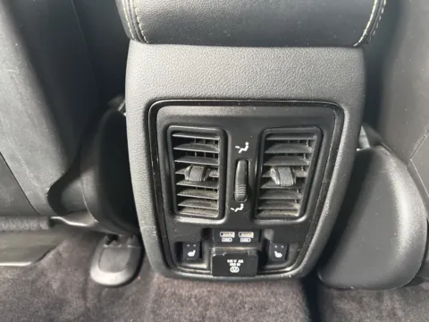 More photos of 2018 Dodge Durango SRT at Twins Chrysler Dodge Jeep Ram, MI
