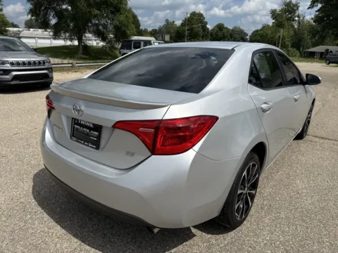 More photos of 2018 Toyota Corolla SE at Twins Chrysler Dodge Jeep Ram, MI