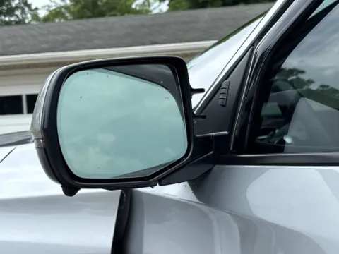 More photos of 2019 Acura RDX w/Advance Pkg at Twins Chrysler Dodge Jeep Ram, MI