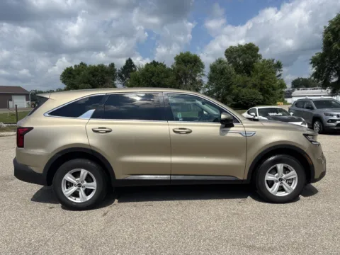 Photos of 2021 Kia Sorento LX for sale in Wayland, MI at Twins Chrysler Dodge Jeep Ram
