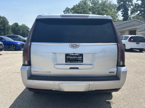 More photos of 2016 Cadillac Escalade ESV Luxury Collection at Twins Chrysler Dodge Jeep Ram, MI