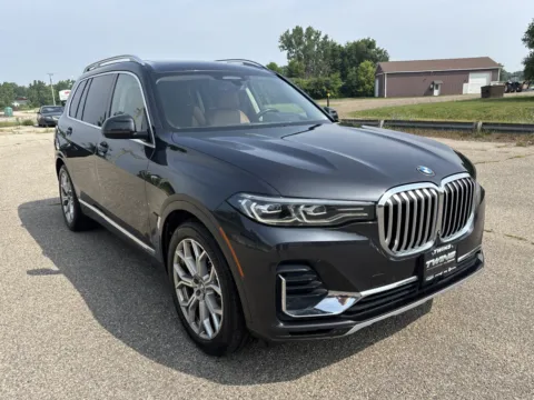 Gray 2022 BMW X7 xDrive40i for sale in Wayland, MI