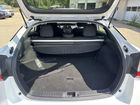 More photos of 2022 Toyota Prius LE at Twins Chrysler Dodge Jeep Ram, MI