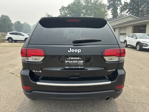 More photos of 2020 Jeep Grand Cherokee Limited at Twins Chrysler Dodge Jeep Ram, MI