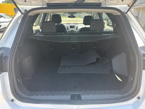 More photos of 2021 Chevrolet Equinox LS at Twins Chrysler Dodge Jeep Ram, MI