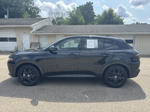 More photos of 2024 Dodge Hornet R/T at Twins Chrysler Dodge Jeep Ram, MI