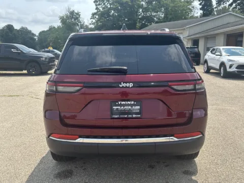 More photos of 2024 Jeep Grand Cherokee Limited at Twins Chrysler Dodge Jeep Ram, MI