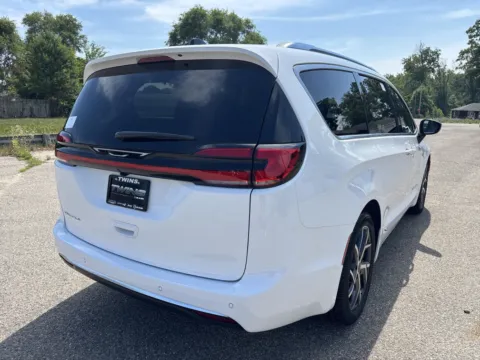 Another view of 2027 Chrysler Pacifica Pinnacle for sale in Wayland, MI at Twins Chrysler Dodge Jeep Ram