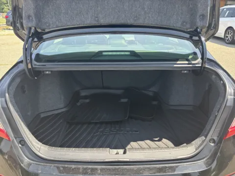 More photos of 2022 Honda Accord Sedan Sport at Twins Chrysler Dodge Jeep Ram, MI