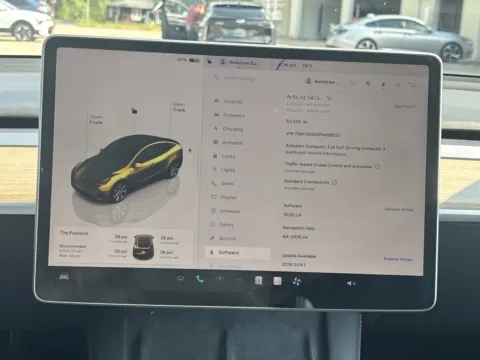 More photos of 2023 Tesla Model Y Long Range at Twins Chrysler Dodge Jeep Ram, MI