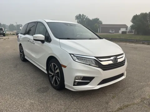 White 2020 Honda Odyssey Elite for sale in Wayland, MI