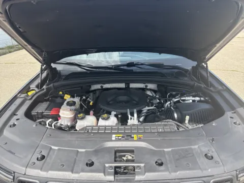 More photos of 2022 Jeep Grand Cherokee 4xe Trailhawk at Twins Chrysler Dodge Jeep Ram, MI