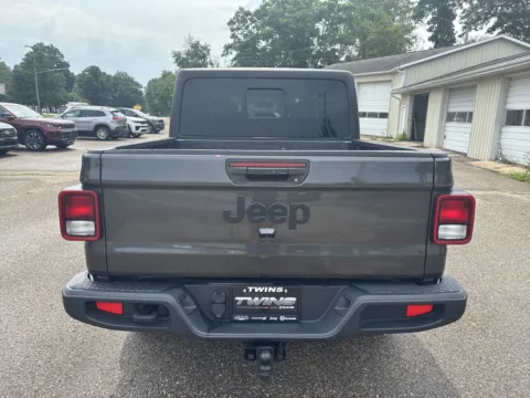 More photos of 2022 Jeep Gladiator Sport S at Twins Chrysler Dodge Jeep Ram, MI
