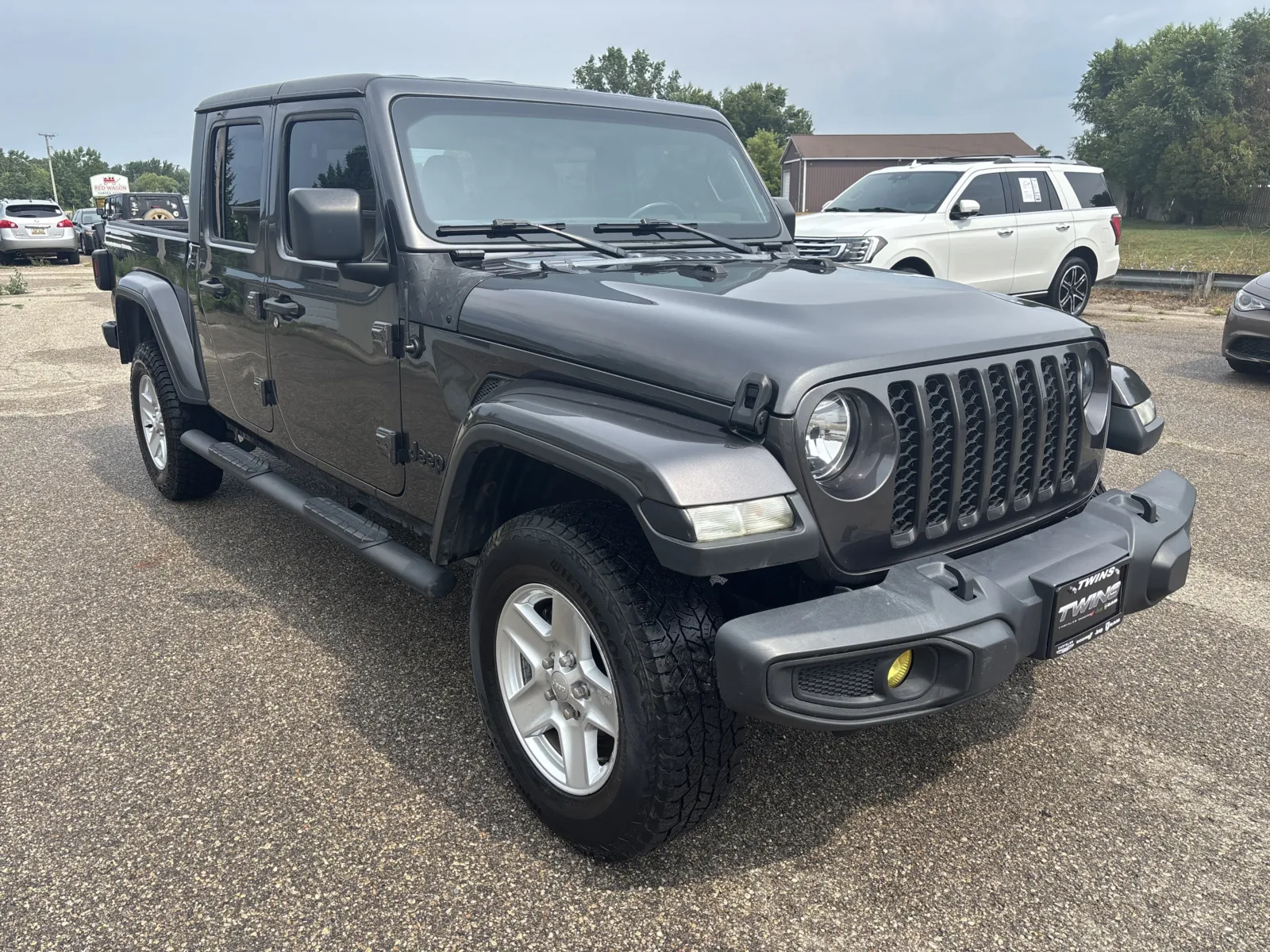 Gray 2022 Jeep Gladiator Sport S for sale in Wayland, MI