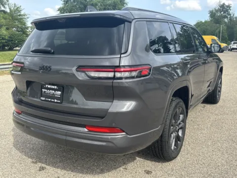 More photos of 2026 Jeep Grand Cherokee L Limited Reserve at Twins Chrysler Dodge Jeep Ram, MI