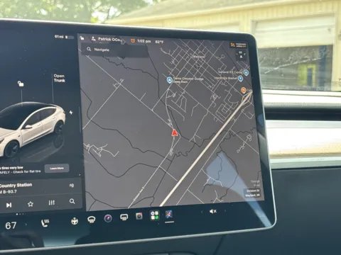 More photos of 2023 Tesla Model 3 at Twins Chrysler Dodge Jeep Ram, MI