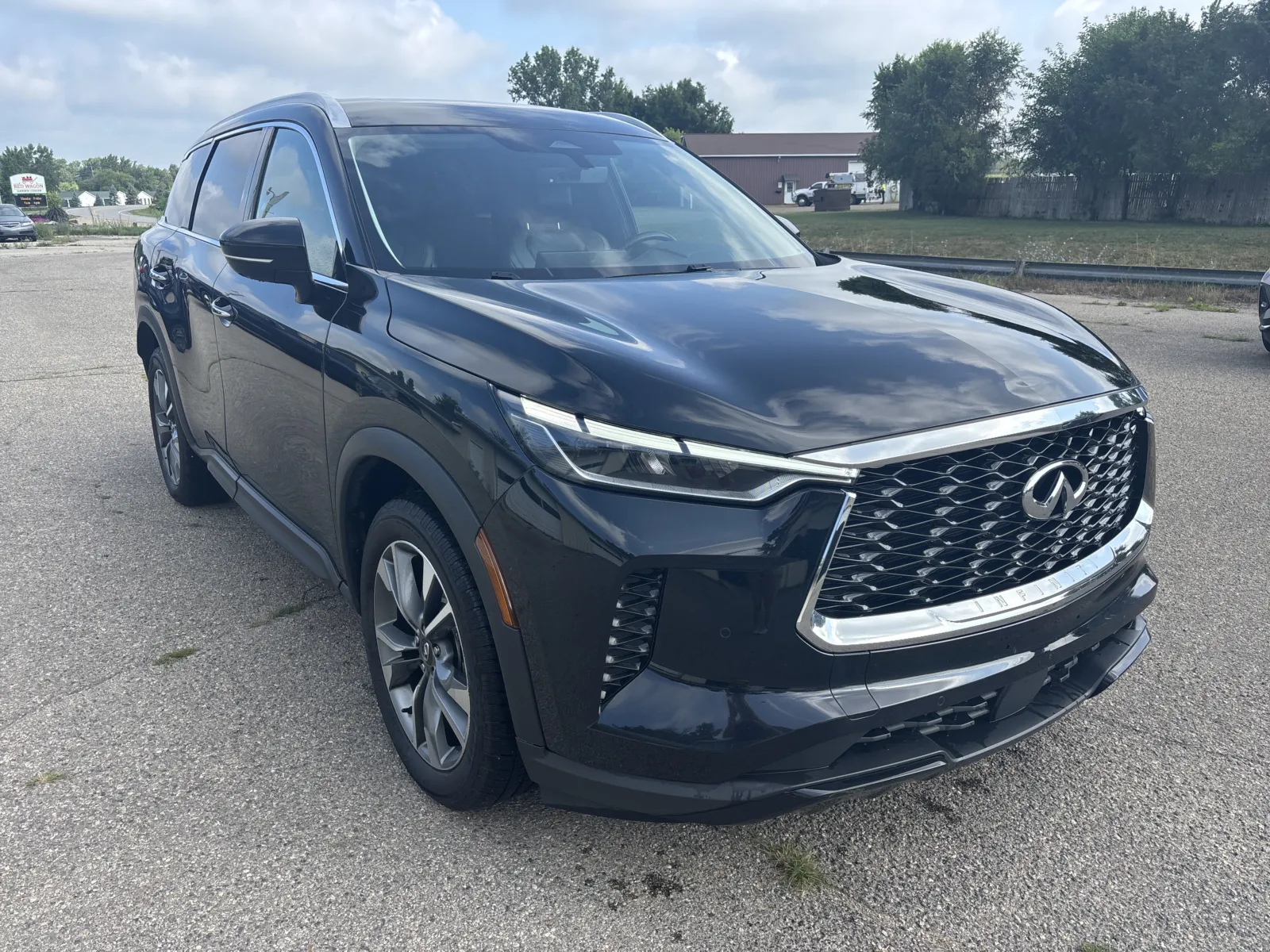 Black 2023 INFINITI QX60 LUXE for sale in Wayland, MI
