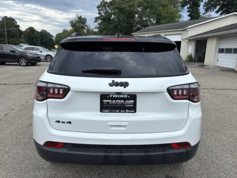 More photos of 2023 Jeep Compass Altitude at Twins Chrysler Dodge Jeep Ram, MI