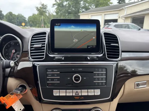 More photos of 2017 Mercedes-Benz GLE 350 at Twins Chrysler Dodge Jeep Ram, MI