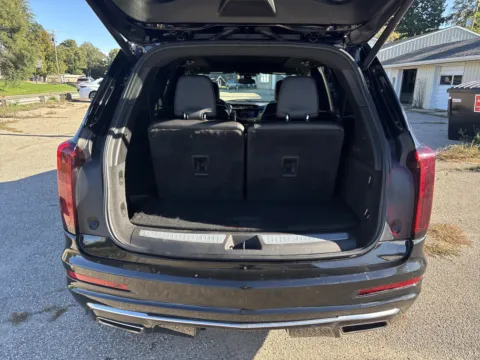 More photos of 2021 Cadillac XT6 Premium Luxury at Twins Chrysler Dodge Jeep Ram, MI
