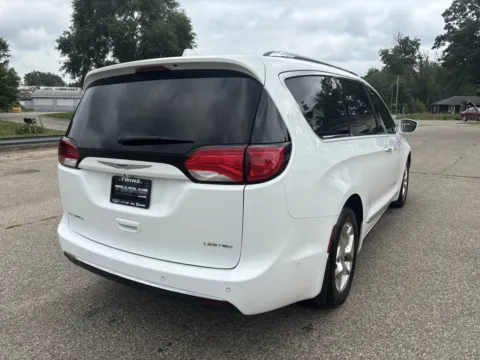 Another view of 2019 Chrysler Pacifica Limited for sale in Wayland, MI at Twins Chrysler Dodge Jeep Ram