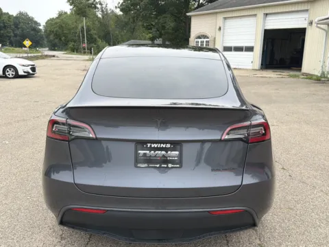 More photos of 2023 Tesla Model Y Performance at Twins Chrysler Dodge Jeep Ram, MI