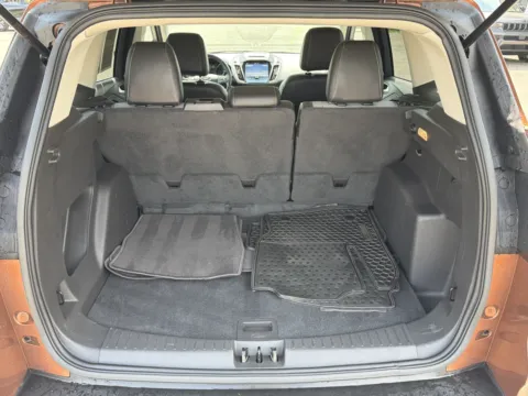More photos of 2017 Ford Escape SE at Twins Chrysler Dodge Jeep Ram, MI