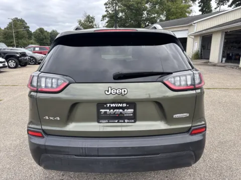 More photos of 2019 Jeep Cherokee Latitude Plus at Twins Chrysler Dodge Jeep Ram, MI