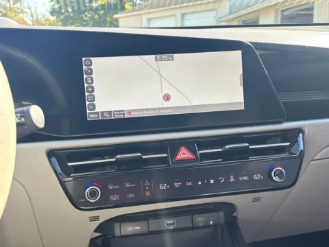 More photos of 2023 Kia Niro EV Wind at Twins Chrysler Dodge Jeep Ram, MI