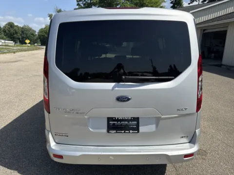 More photos of 2021 Ford Transit Connect Wagon XLT at Twins Chrysler Dodge Jeep Ram, MI