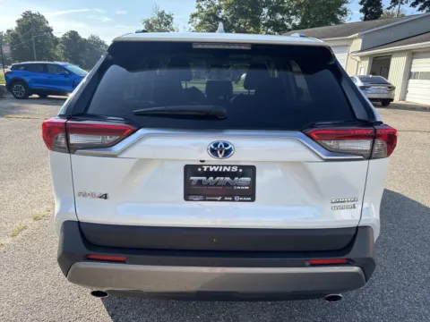 More photos of 2019 Toyota RAV4 Hybrid Limited at Twins Chrysler Dodge Jeep Ram, MI